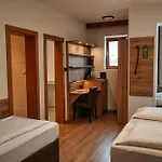 Charlotte Hotel 4*