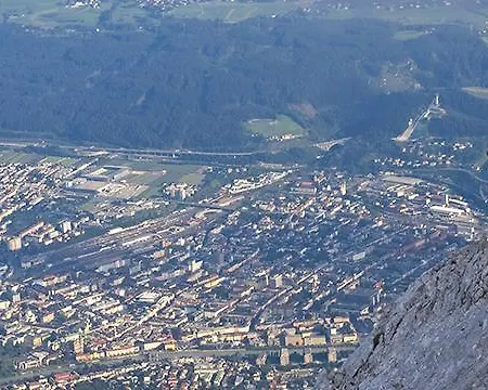 Отель Charlotte