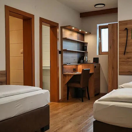 Charlotte 4* Innsbruck