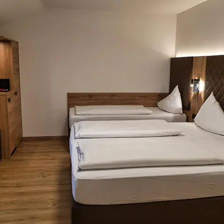 Charlotte Hotel