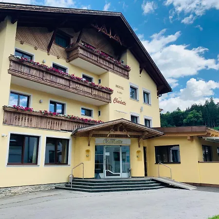 Charlotte Отель