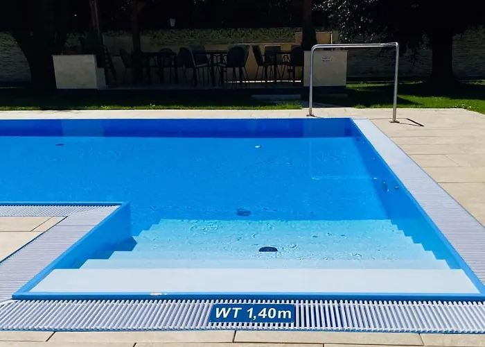 Charlotte Ξενοδοχείο 4*