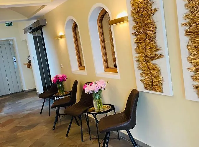 Charlotte Отель Инсбрук